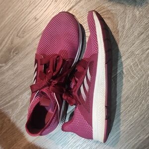 Adidas Women's Edge Luxe Tennis Shoe - Size 9